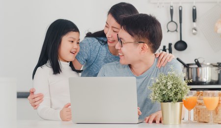 【下一代理財計畫】幫孩子準備留學金,一次搞懂理財3要點-群益投信
