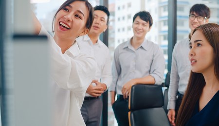 學會「第二層思考」,用300萬滾出1000萬-群益投信